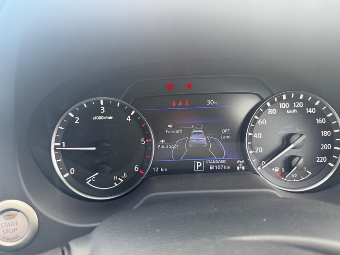 2024 Nissan Navara ST-X