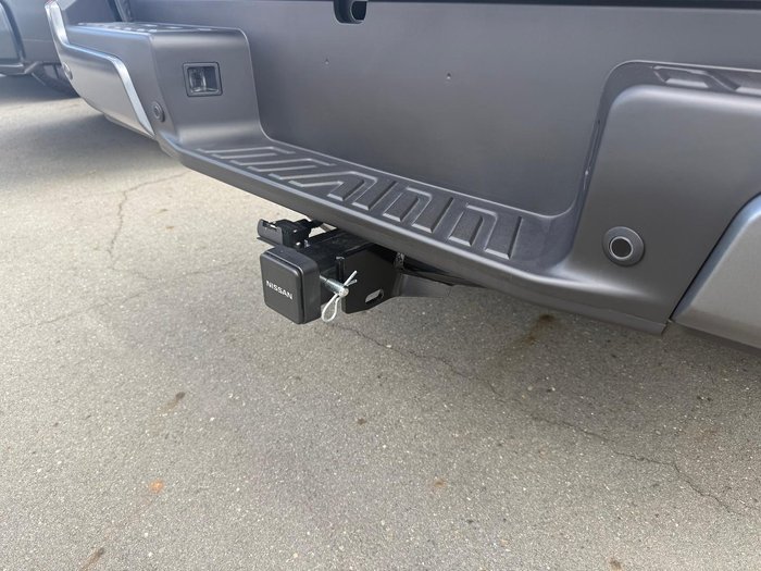 2024 Nissan Navara ST-X