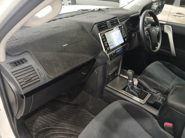 2023 Toyota Landcruiser Prado GX