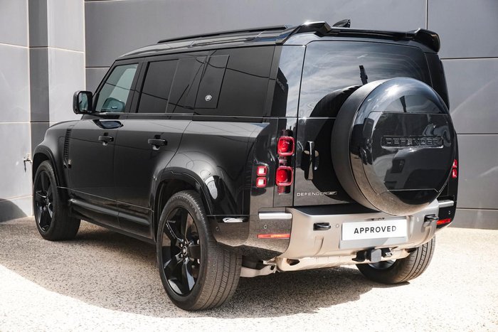 2024 Land Rover Defender 110 P400 X-Dynamic HSE