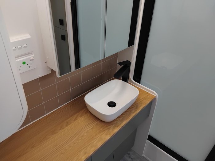 2025 New Age Caravans Oz Classic My25 Full Composite Ensuite Couples Van