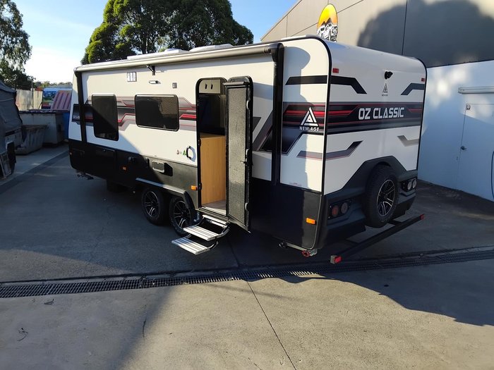 2025 New Age Caravans Oz Classic My25 Full Composite Ensuite Couples Van