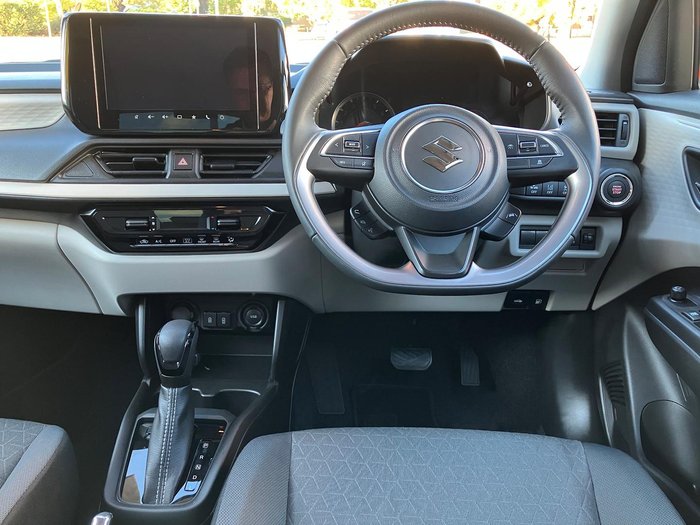 2024 Suzuki Swift Hybrid Plus
