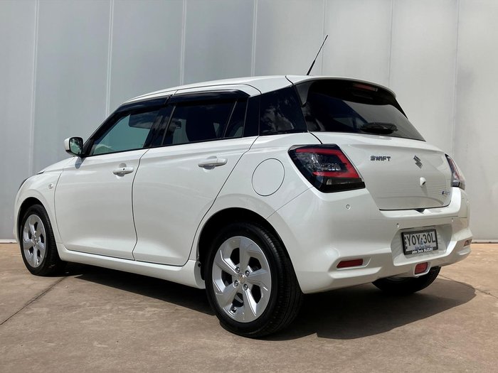 2024 Suzuki Swift Hybrid Plus