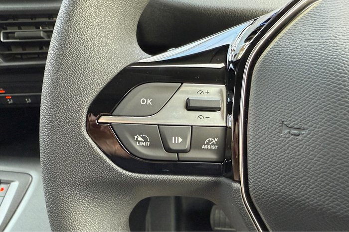 2024 Peugeot Partner Pro