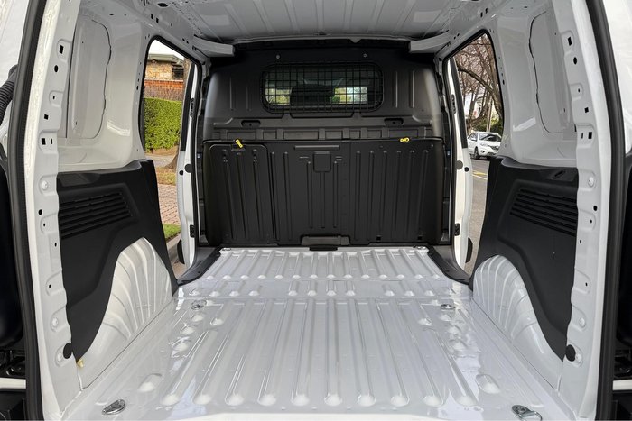 2024 Peugeot Partner Pro