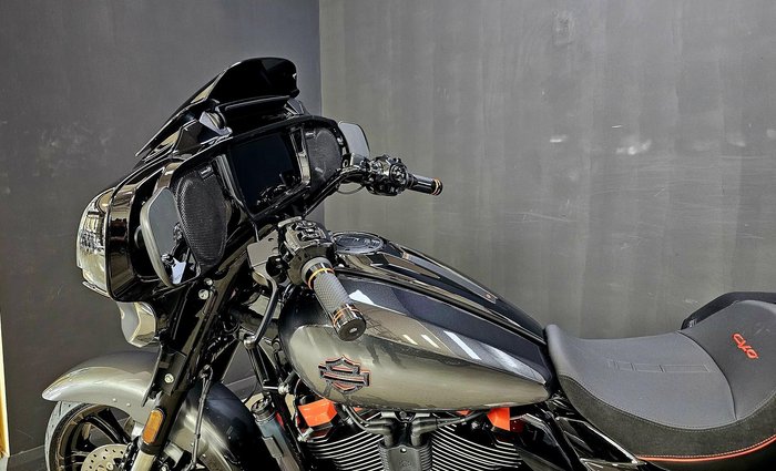 2025 Harley-Davidson CVO Street Glide 121 (FLHXSE) Touring