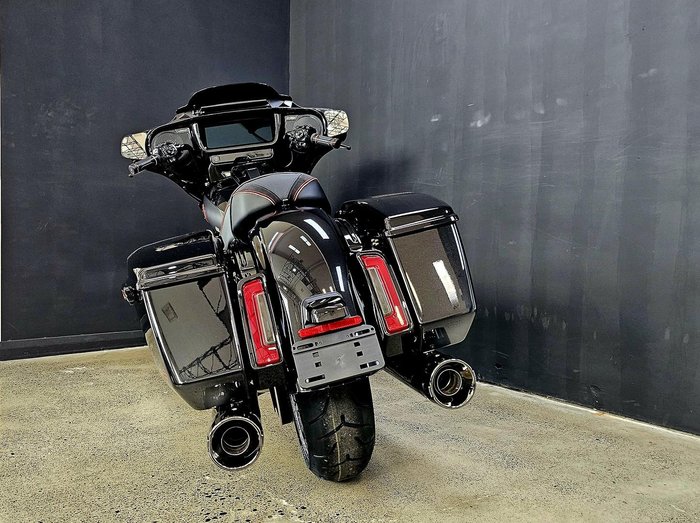 2025 Harley-Davidson CVO Street Glide 121 (FLHXSE) Touring