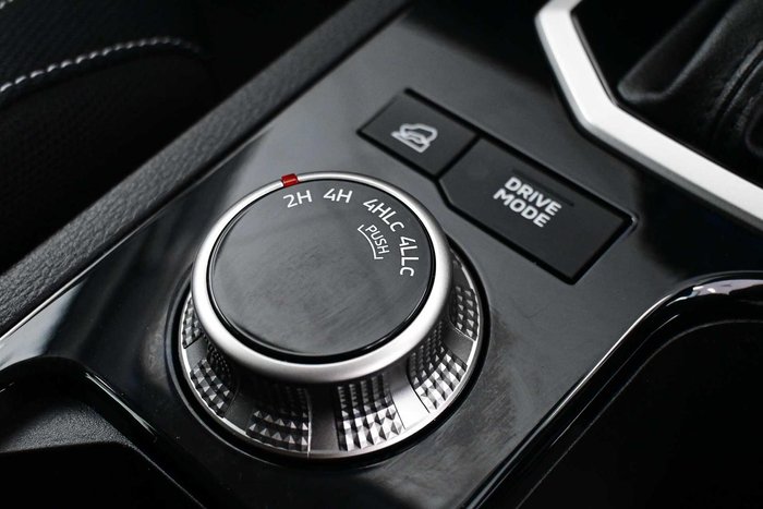 2024 Mitsubishi Triton GLS