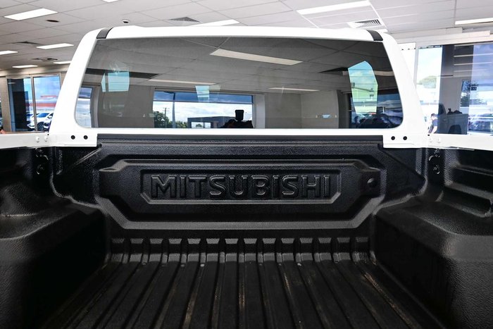 2024 Mitsubishi Triton GLS