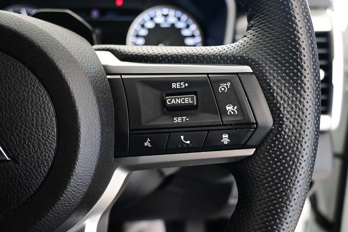 2024 Mitsubishi Triton GLS