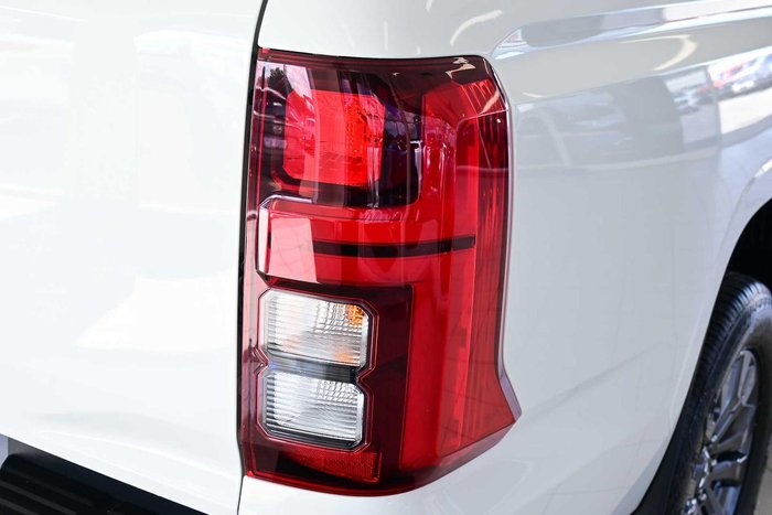 2024 Mitsubishi Triton GLS