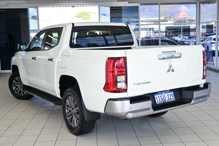 2024 Mitsubishi Triton GLS