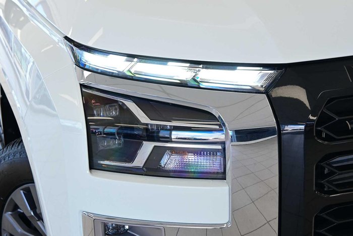2024 Mitsubishi Triton GLS