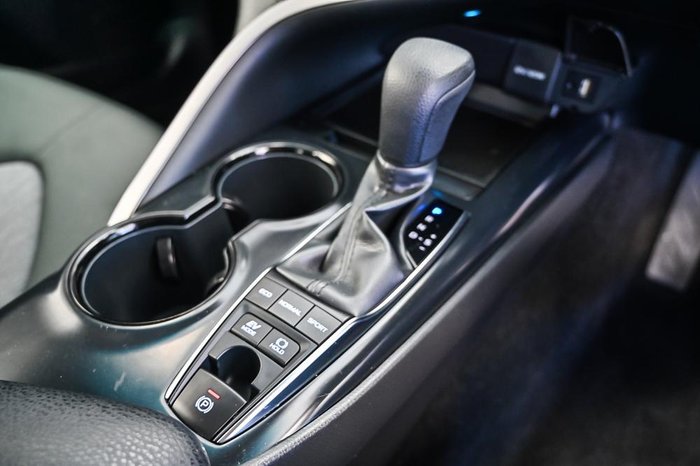 2020 Toyota Camry Ascent