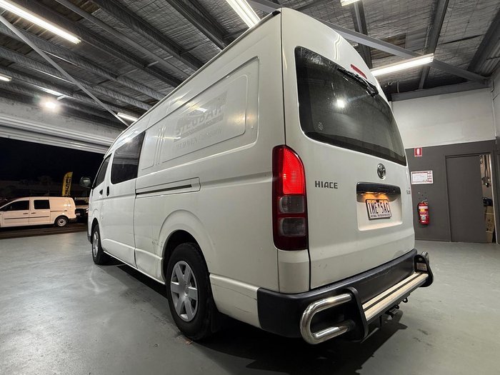 2017 Toyota Hiace
