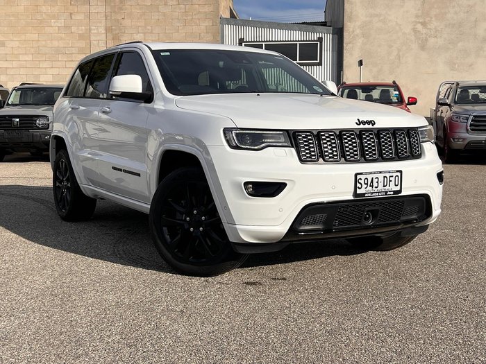 2020 Jeep Grand Cherokee Night Eagle