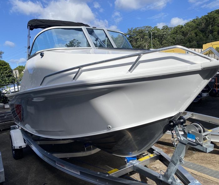 2025 QUINTREX 520 Ocean Spirit