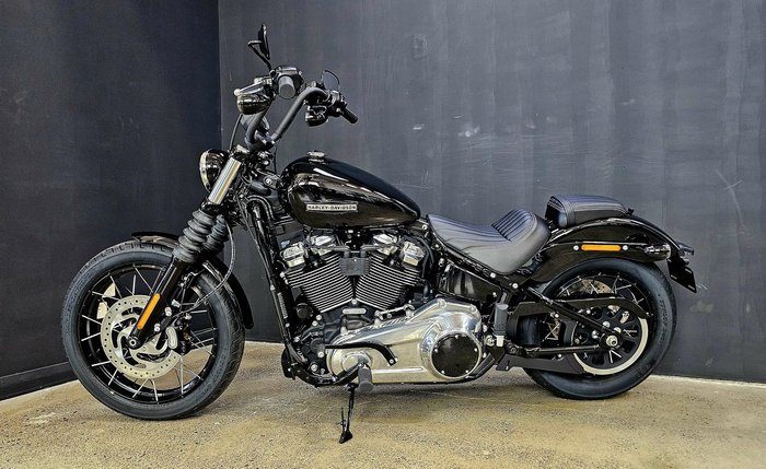 2025 Harley-Davidson Street Bob 117 (FXBB) Softail Black