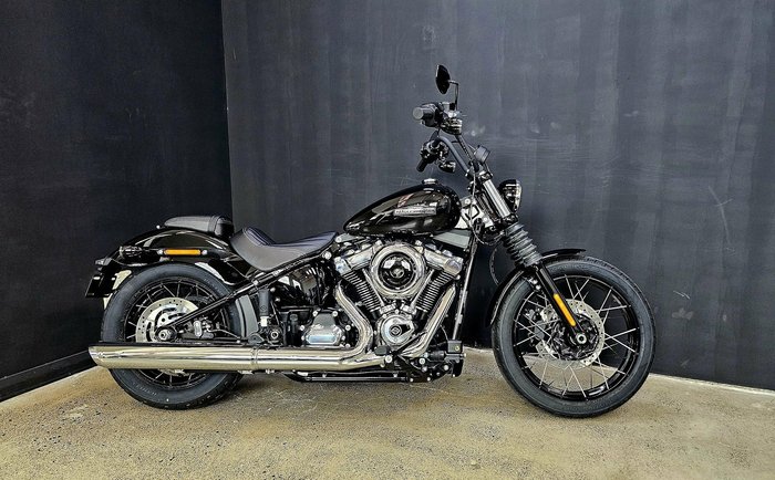 2025 Harley-Davidson Street Bob 117 (FXBB) Softail Black