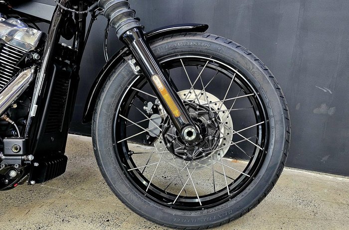 2025 Harley-Davidson Street Bob 117 (FXBB) Softail Black
