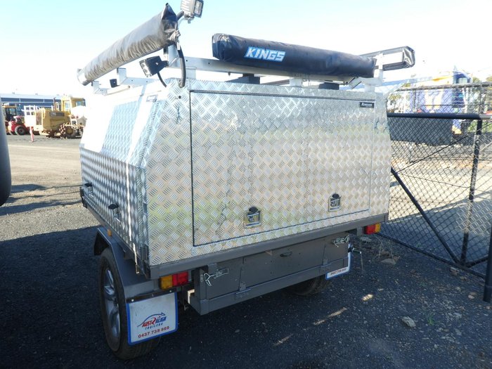 2022 Custom CAMPER TRAILER