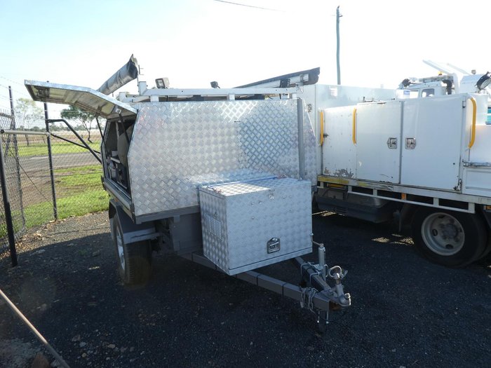 2022 Custom CAMPER TRAILER