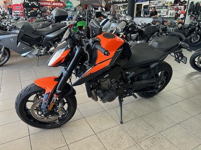 2022 KTM 890 Duke Duke Orange