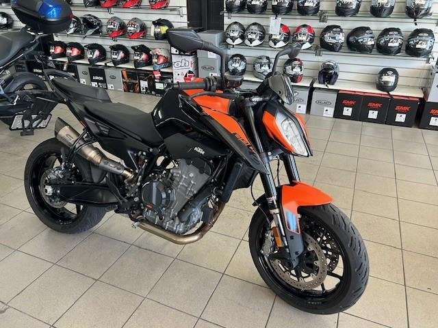 2022 KTM 890 Duke Duke Orange