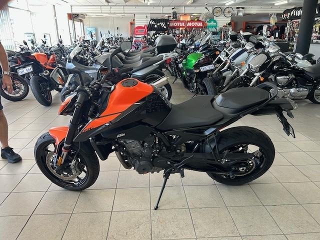 2022 KTM 890 Duke Duke Orange