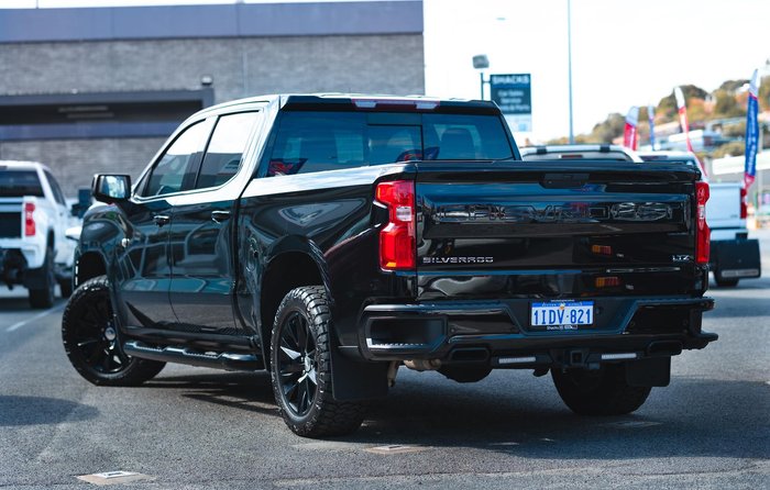 2020 Chevrolet Silverado 1500 LTZ Premium Edition T1 MY20 4X4 Black