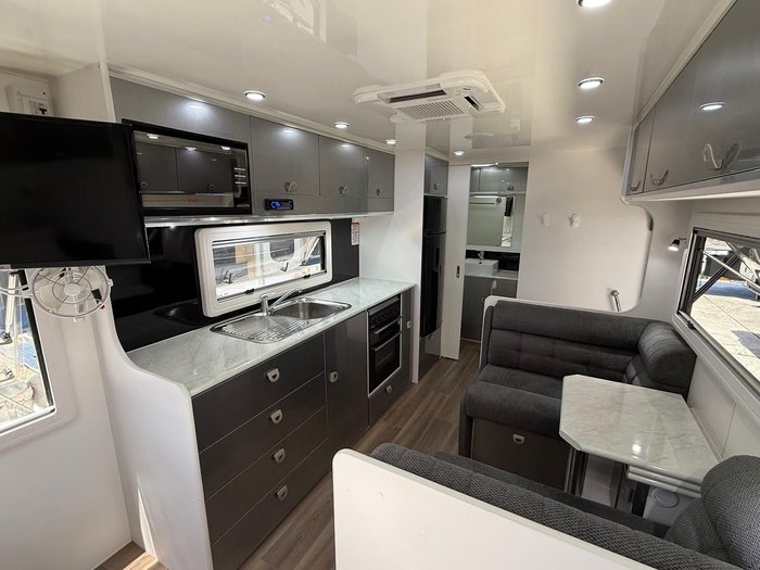 2018 Crusader Musketeer