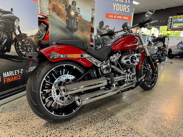 2025 Harley-Davidson Breakout 117 (FXBR) Softail Red