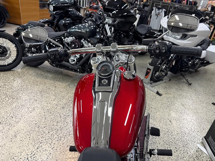 2025 Harley-Davidson Breakout 117 (FXBR) Softail Red