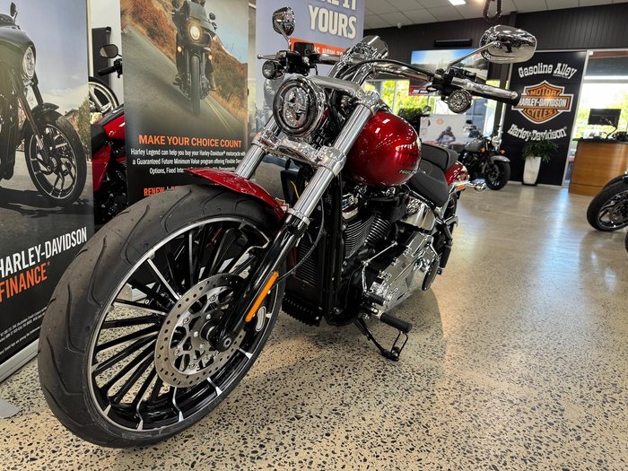 2025 Harley-Davidson Breakout 117 (FXBR) Softail Red