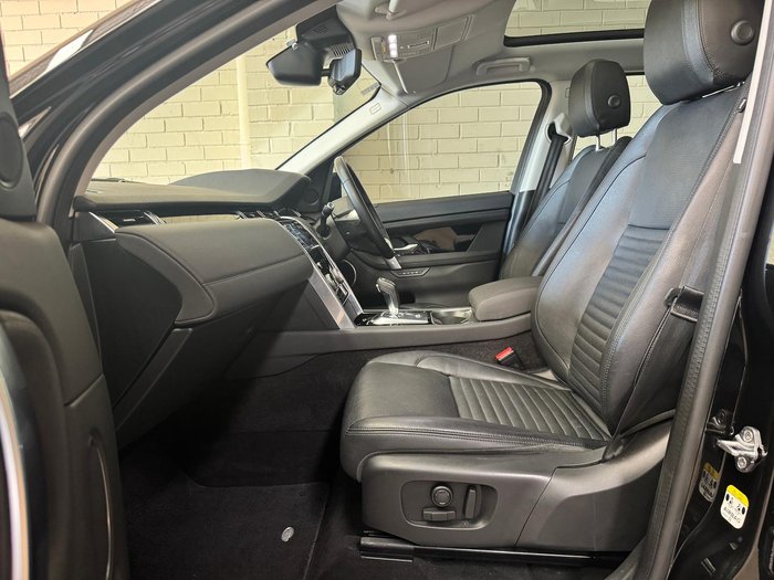 2020 Land Rover Discovery Sport D180 SE L550 MY20.5 4X4 Constant Santorini Black