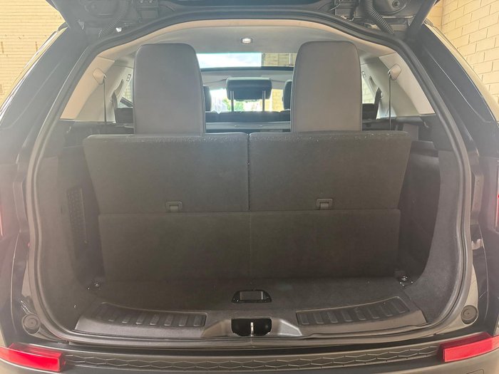 2020 Land Rover Discovery Sport D180 SE L550 MY20.5 4X4 Constant Santorini Black