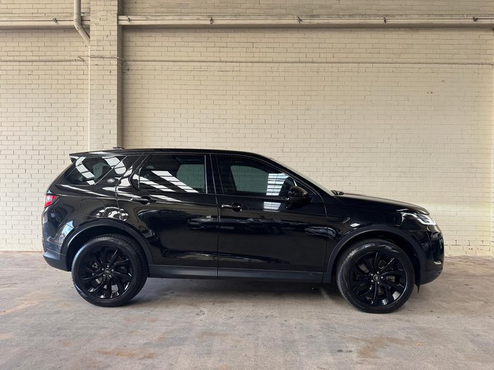 2020 Land Rover Discovery Sport D180 SE L550 MY20.5 4X4 Constant Santorini Black