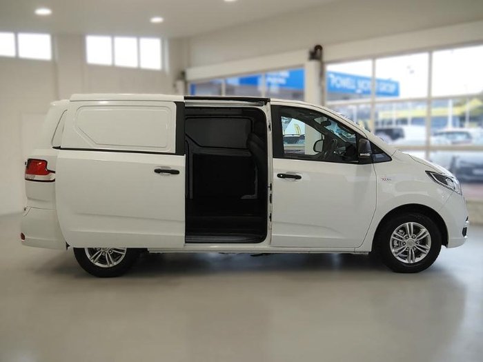 2024 LDV G10 +