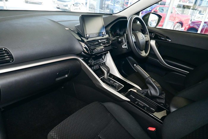 2023 Mitsubishi Eclipse Cross ES