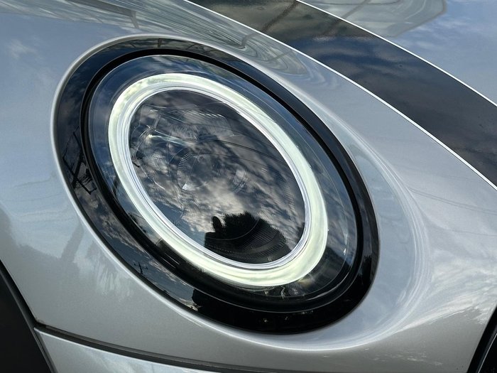 2024 MINI Hatch Cooper S MINI Yours F55 LCI-2 Melting Silver III