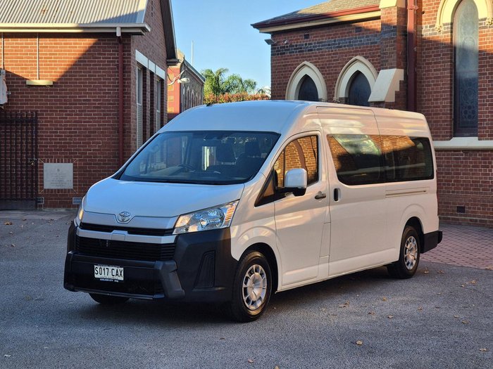 2019 Toyota Hiace Commuter
