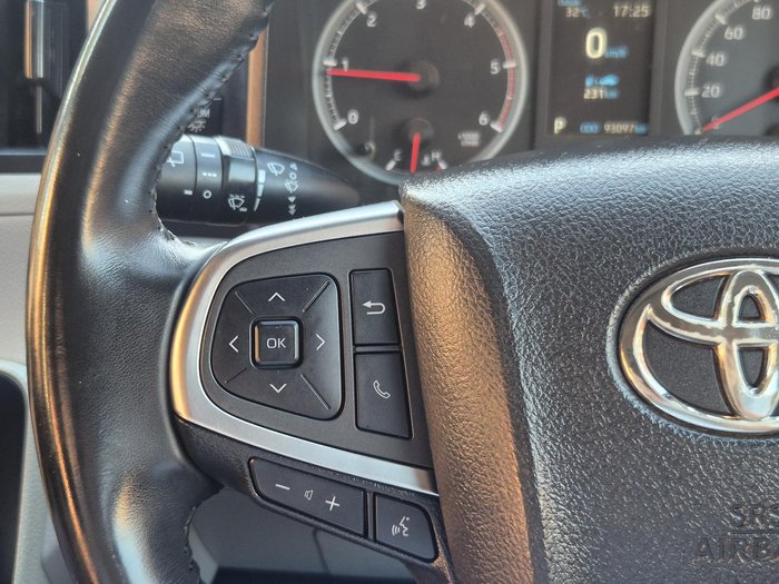 2019 Toyota Hiace Commuter