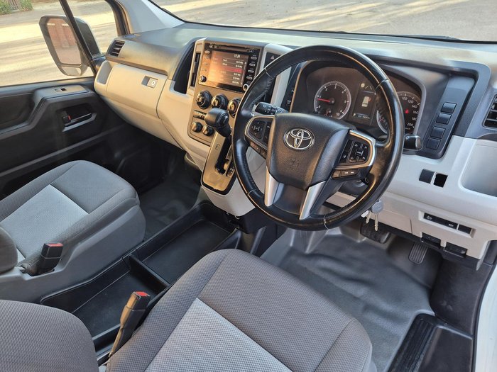 2019 Toyota Hiace Commuter