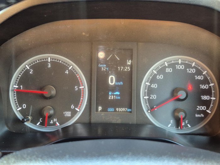 2019 Toyota Hiace Commuter