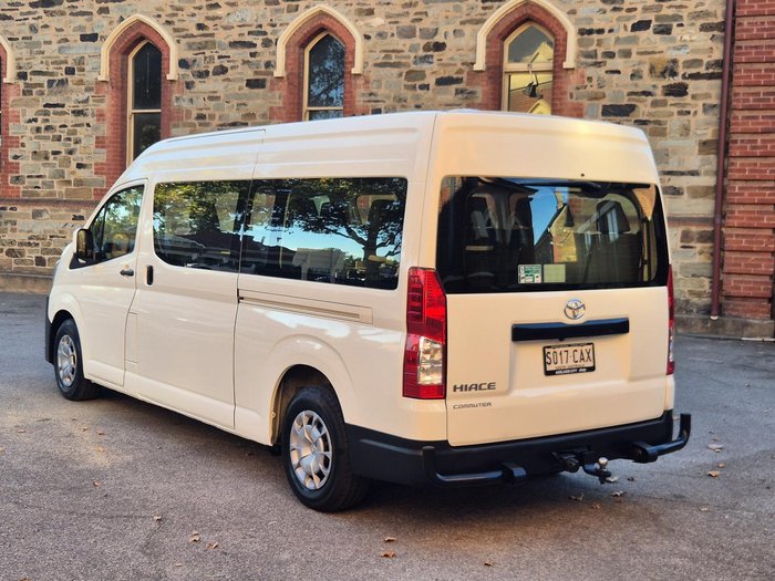 2019 Toyota Hiace Commuter