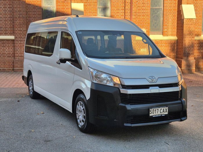 2019 Toyota Hiace Commuter