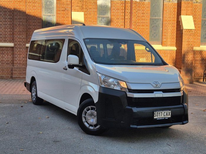 2019 Toyota Hiace Commuter