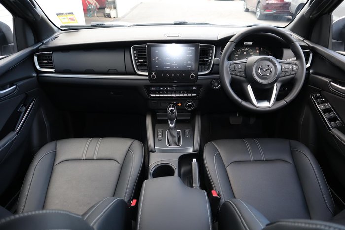 2025 Mazda BT-50 GT