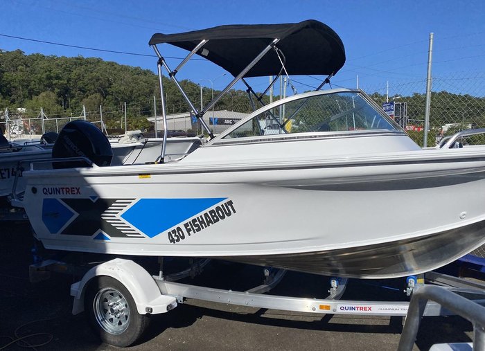 2025 QUINTREX 430 Fishabout